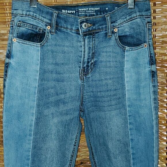 Old Navy Perfect Straight Mid Rise Jeans 6 - Picture 2 of 8